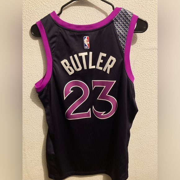 Timberwolves jersey - Picture 3 of 4